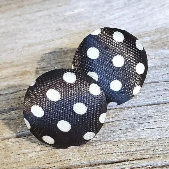 Polka Dot Black White Pretty Woman Round Silk Blend Fabric Button Earrings - Picture 1 of 6